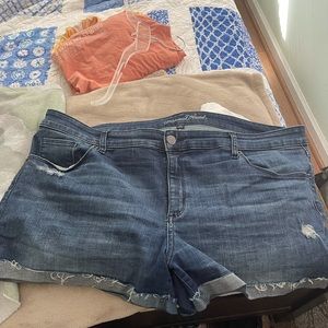 Jean shorts size 20W universal thread